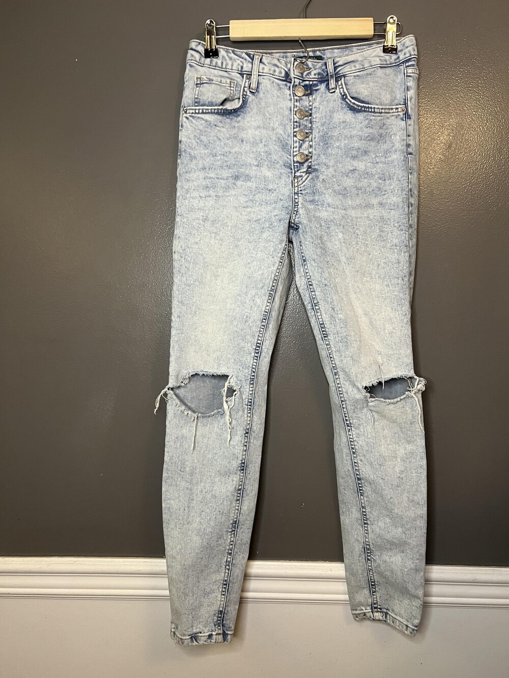 Wild Fable Jeans Womens 8 Light Wash Highest Rise Skinny Distressed Ripped - Picture 2 of 9